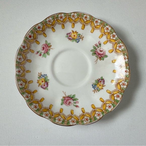 Royal Albert Teacup Saucer - Torquay Pattern - Picture 2 of 9